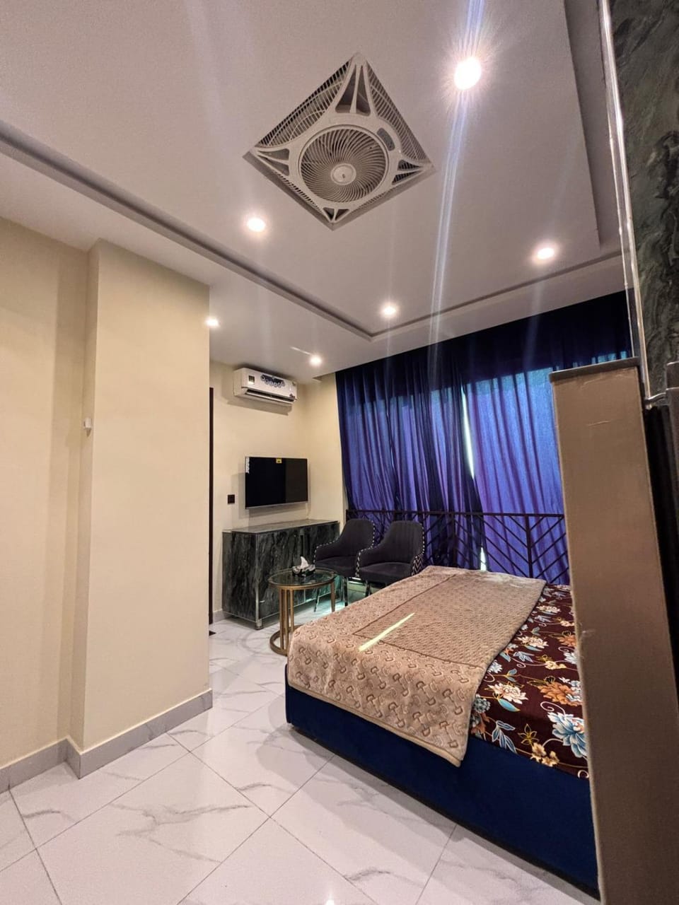 The Smart Stay Apartment in Lahore