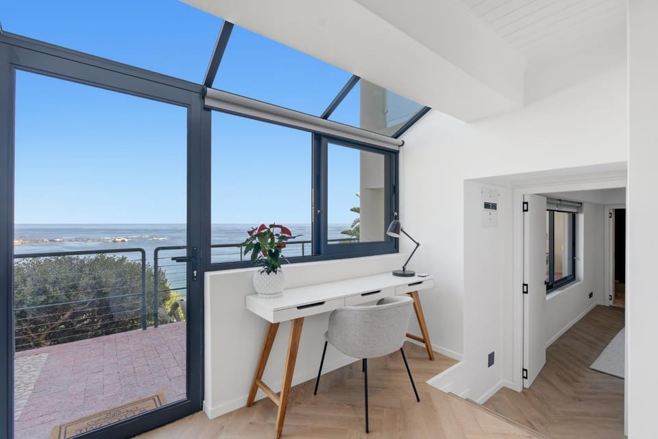 Serene on Clifton Apartment in Cape Town