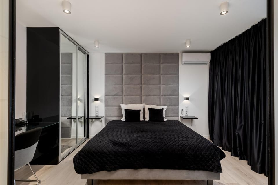Bed, Photo of the whole room, Bedroom, wardrobe