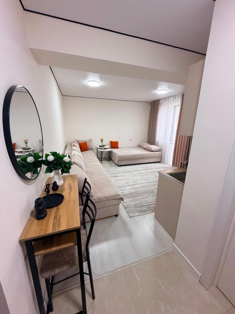 Bed, Kitchen or kitchenette, Living room, Photo of the whole room, Seating area, Dining area, Bedroom, Guests, Guests, wardrobe