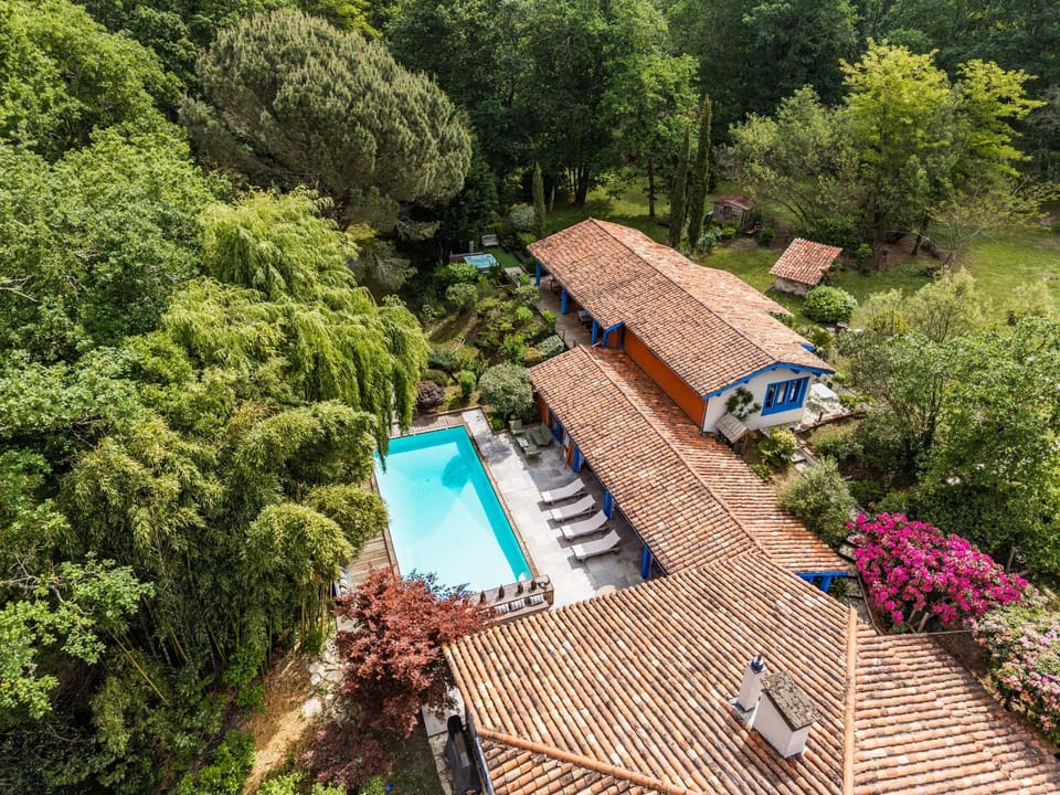 Balcony/Terrace, Swimming pool