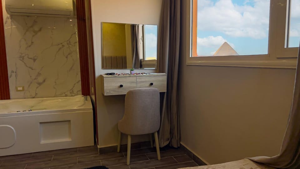 Property building, Bathroom, Bath