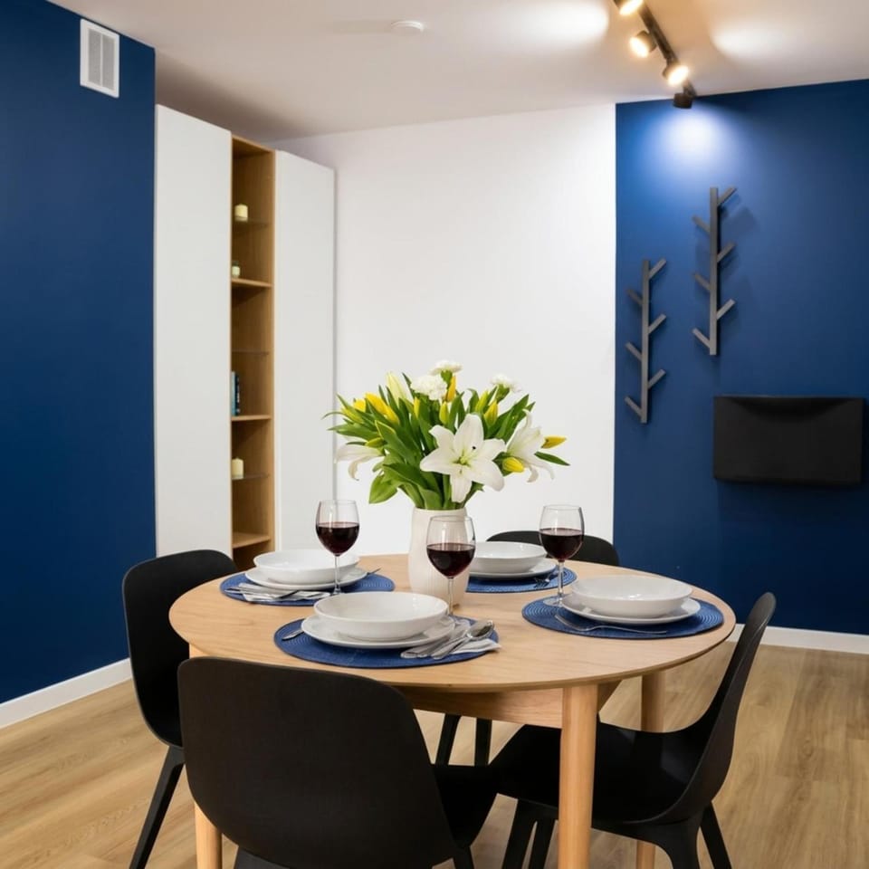 TV and multimedia, Dining area