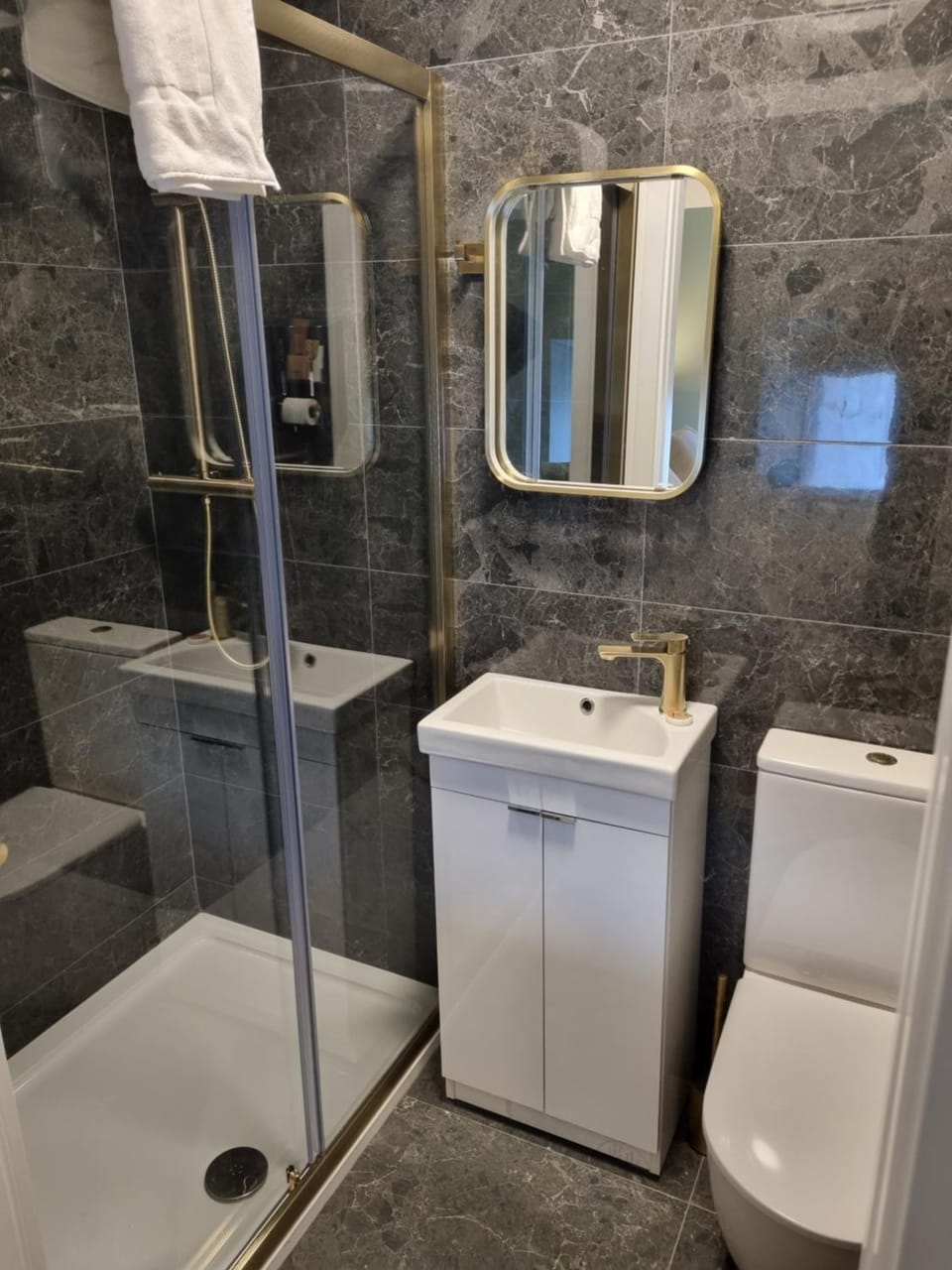 Shower, Bathroom