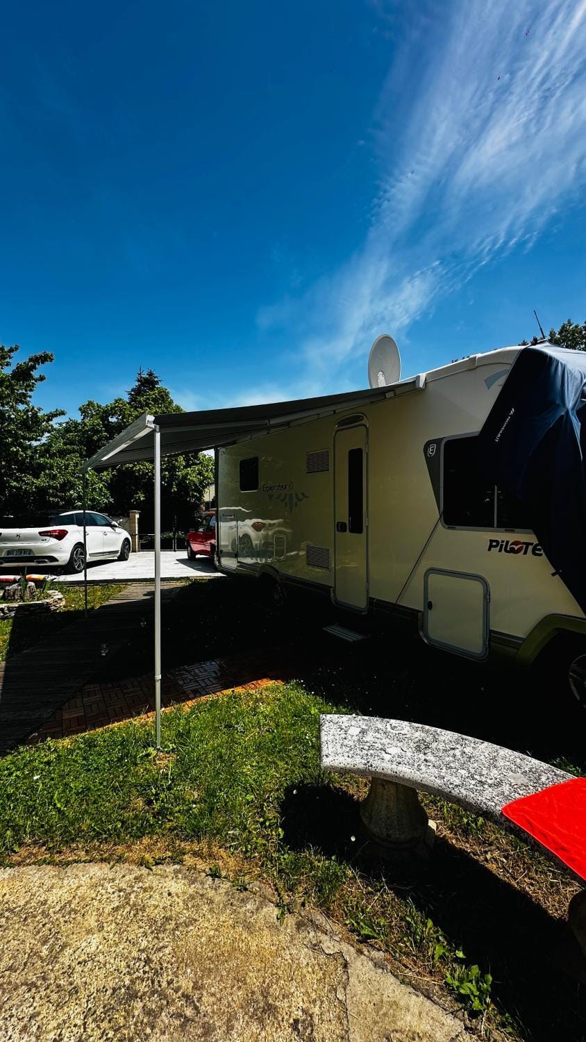 Camping car Paris Luxury tent in Île-de-France