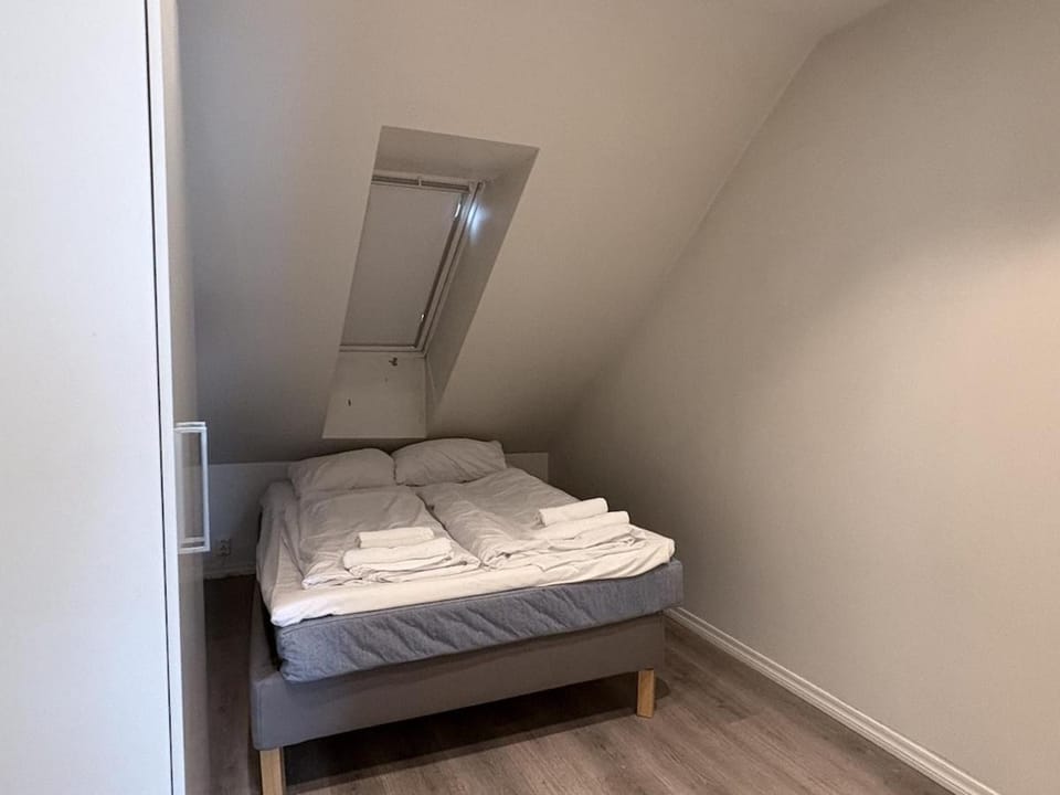 HHG3 4 Bedroom Apt Apartment in Bergen