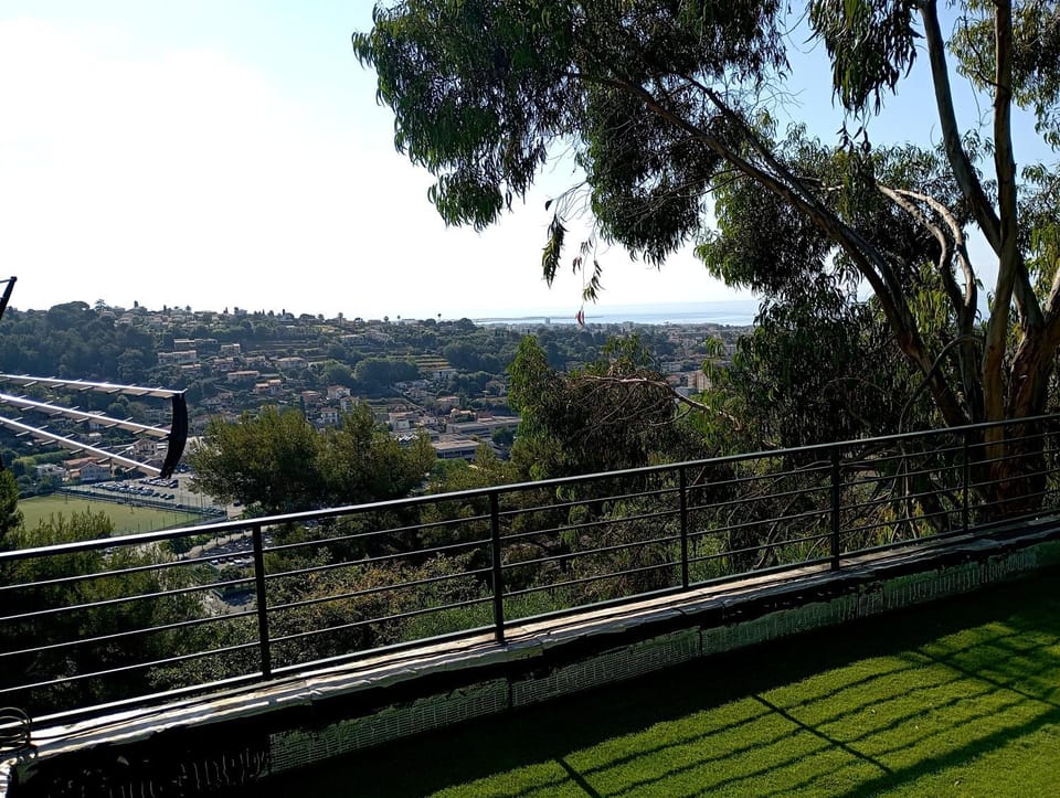 Patio, Balcony/Terrace, City view, Sea view