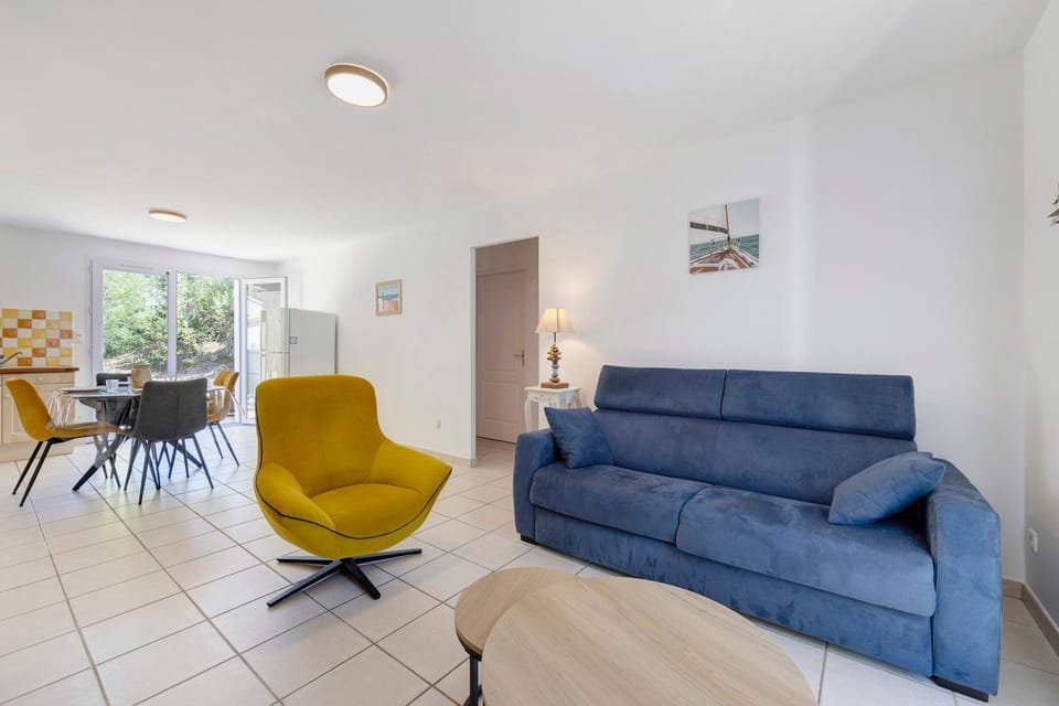 Les Pins des Conches House in Pays de la Loire