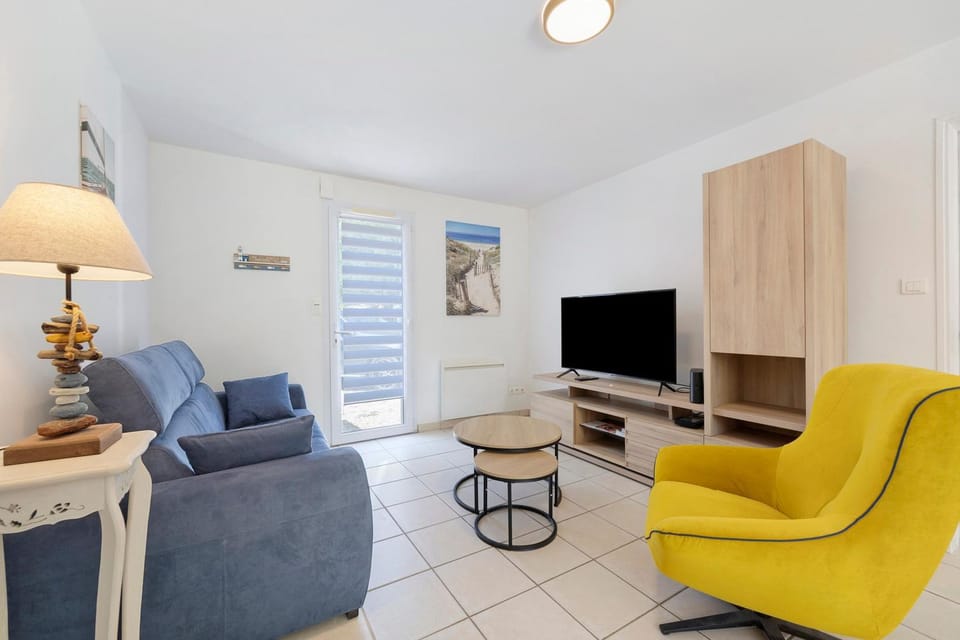 Les Pins des Conches House in Pays de la Loire