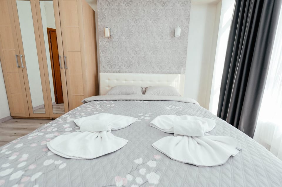 Двухкомнатная квартира с гостиной в центре Кишинёва Apartment in Chișinău