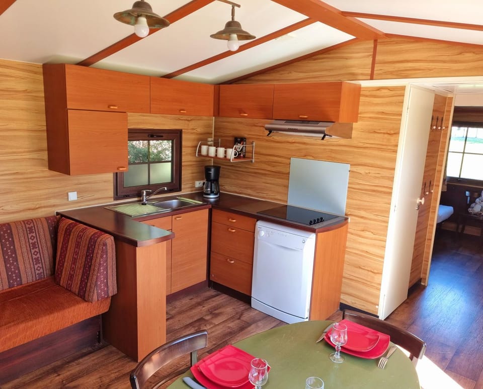 Parc- Camping de Coullons Campground/ 
RV Resort in Centre-Val de Loire