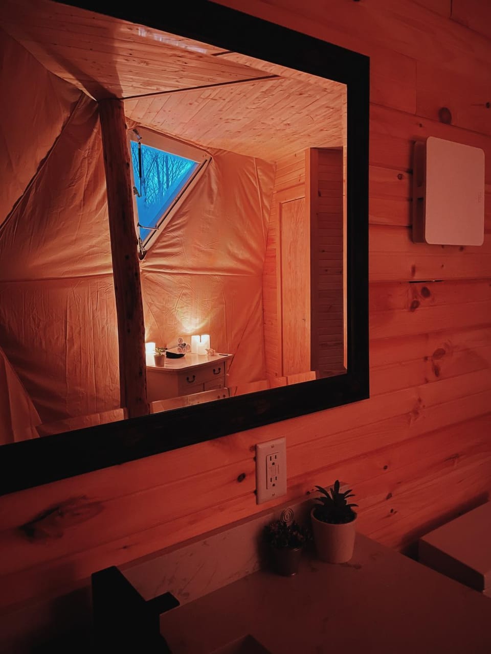 Harbor Haven - PEI Centerline Escapes Luxury tent in Prince Edward County