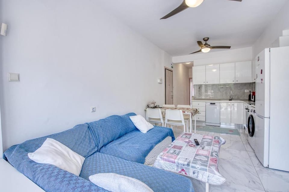 Peaceful Coastal 2-Bedroom Retreat by ΜΡS Apartment in Decentralized Administration of Macedonia and Thrace