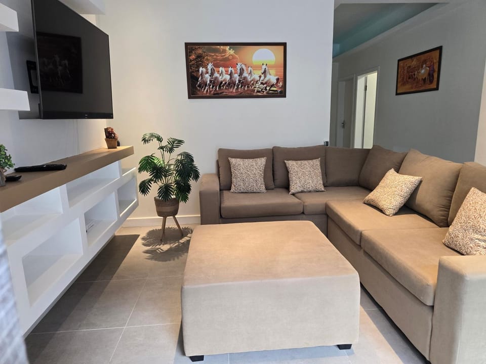 Ibiza KJ Apartment in Flic en Flac