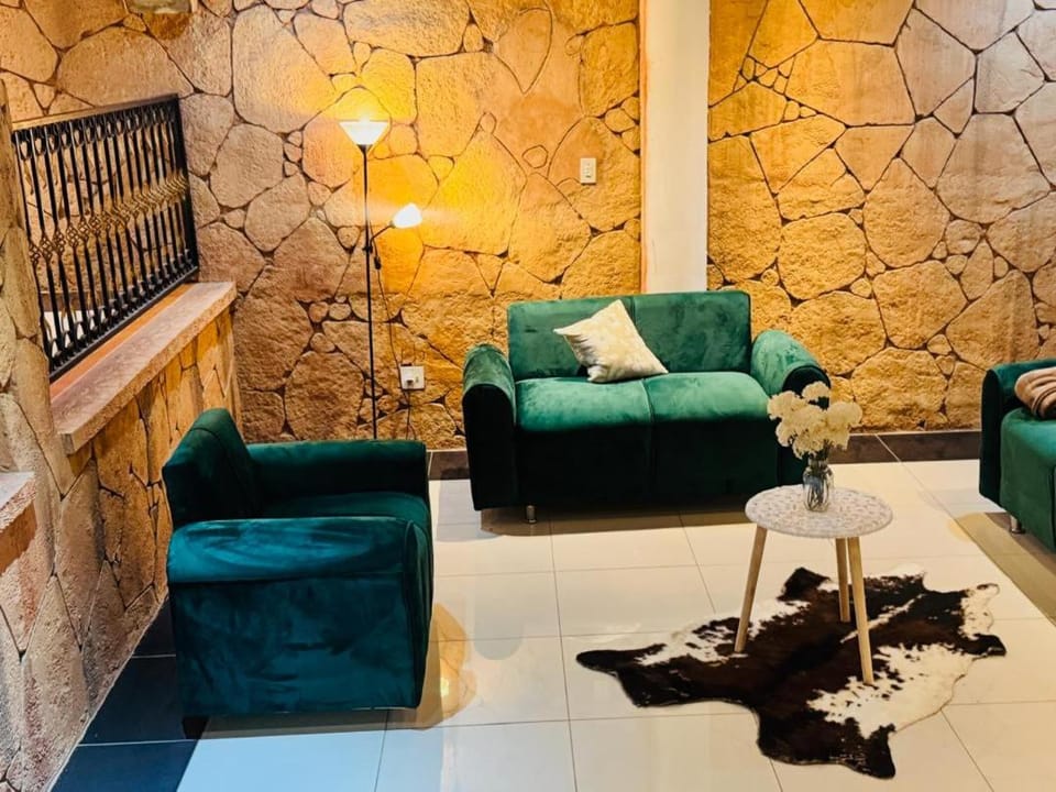 GoldenWays Motel Mbabane Apartment in Africa