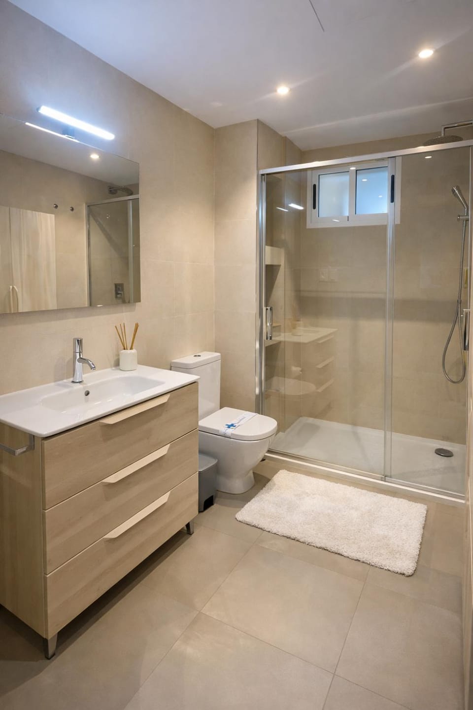 Shower, Toilet, Bathroom