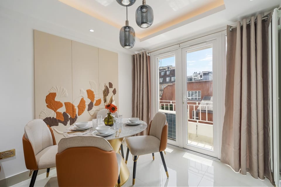 Balcony/Terrace, Dining area