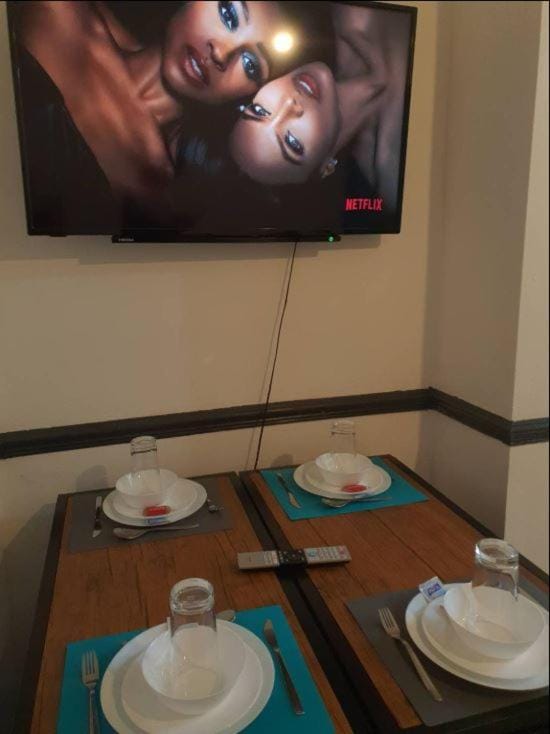 TV and multimedia, Dining area