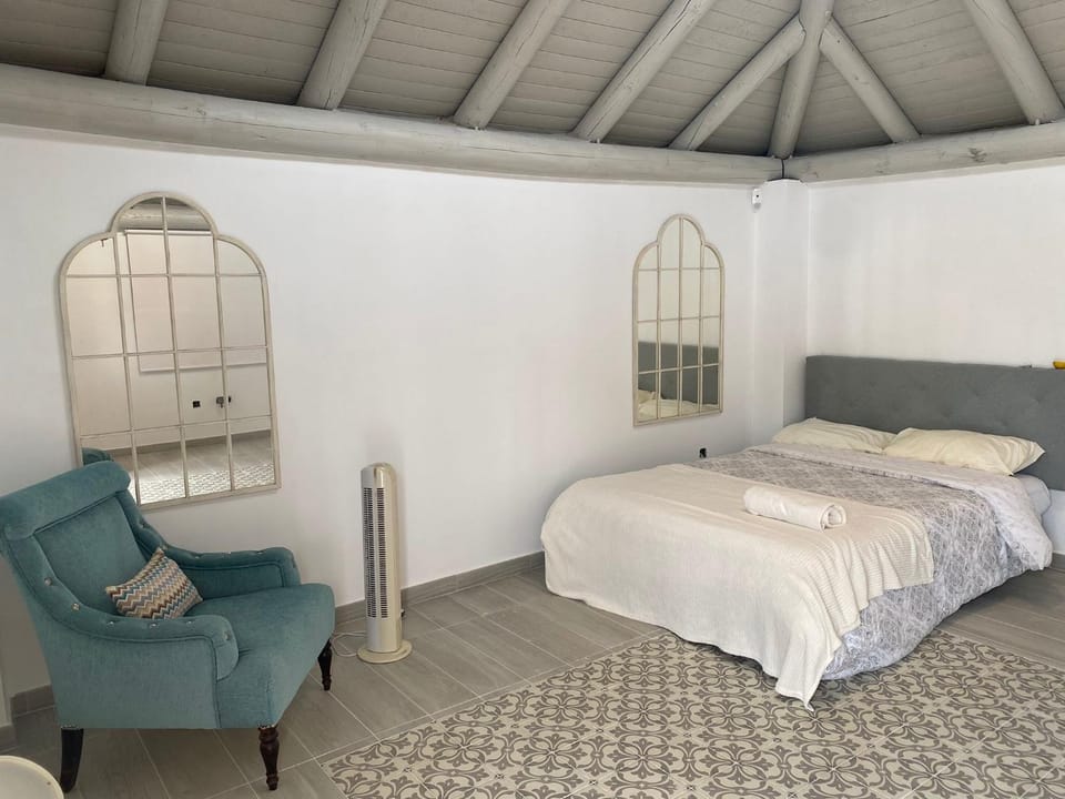 El Rancho Villa with pool near Puerto Banus Villa in Costa del Sol