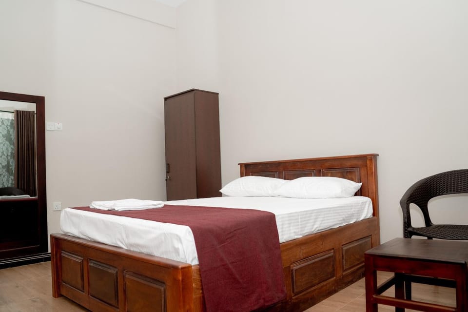 G K Guest House Bed and Breakfast in Sri Lanka