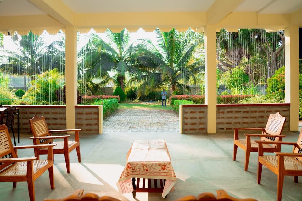G K Guest House Bed and Breakfast in Sri Lanka