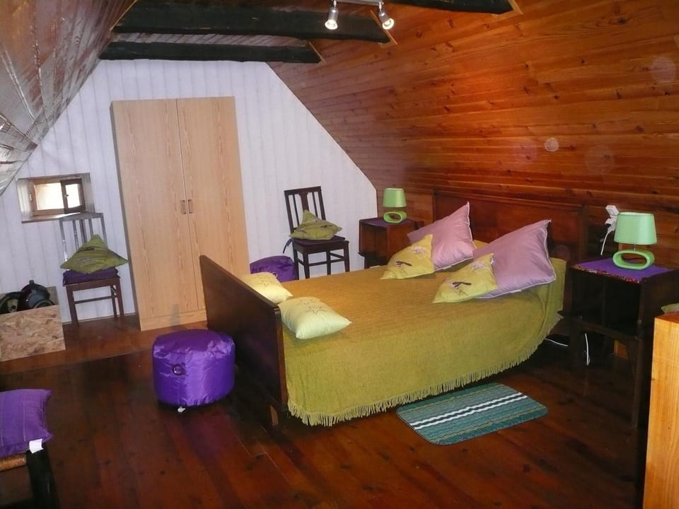 Property building, Living room, Bedroom