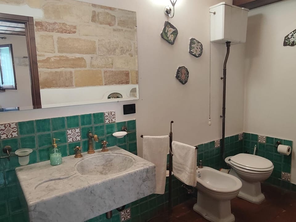 Almarè Confort Rooms Vacation rental in Terrasini