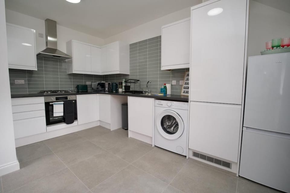Manor Court Villa Serviced Apartment Nuneaton House in North Warwickshire District