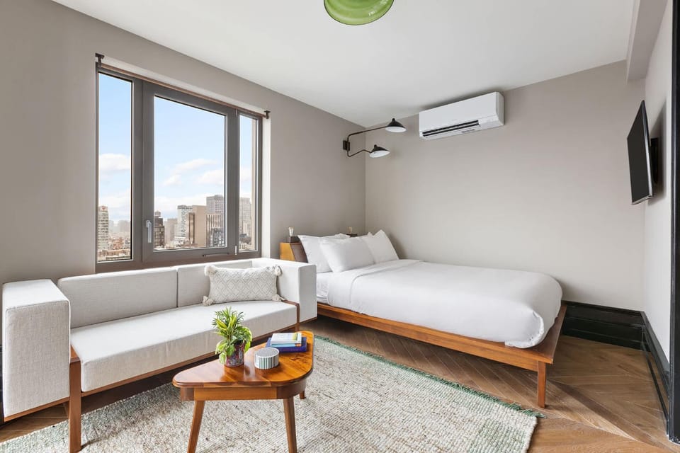 Freeman 1504 by Rove Travel Condo with Shared Amenities Apartment in East Village