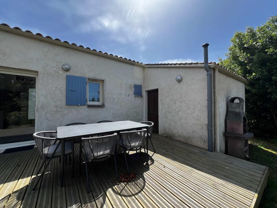 Maison Antioche Charming house with large garden House in Nouvelle-Aquitaine
