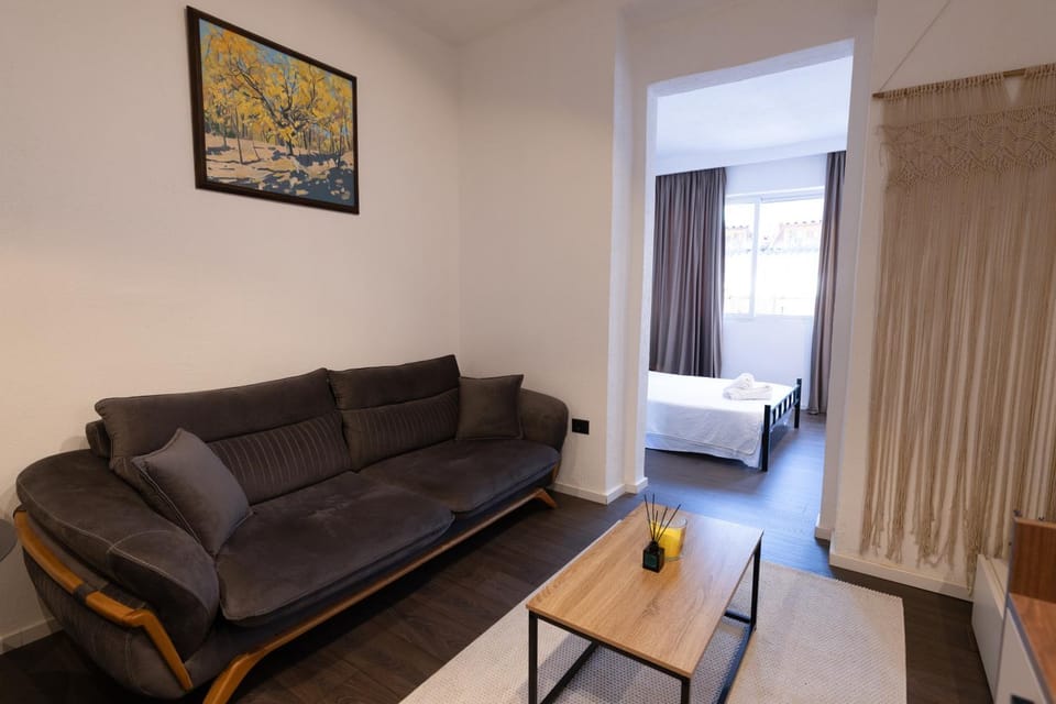 TV and multimedia, Living room, Seating area