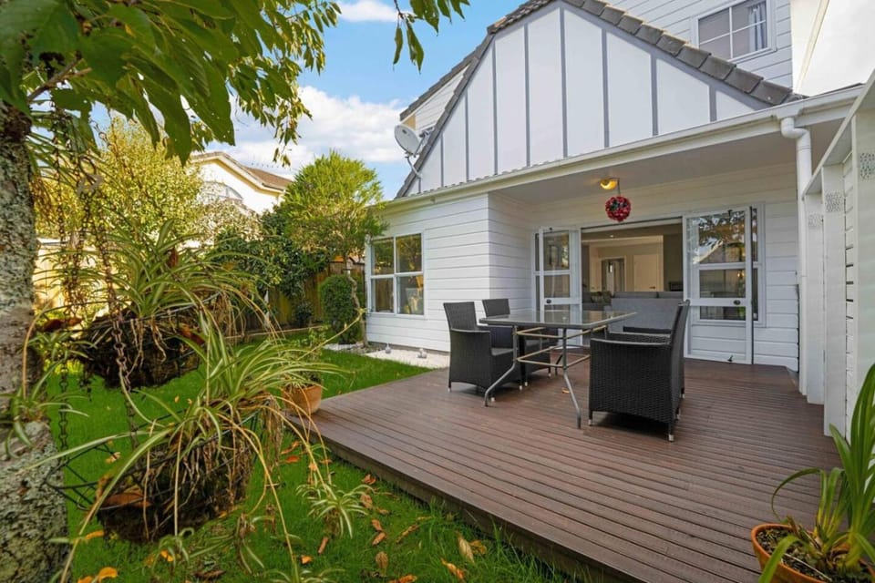 Patio, Garden