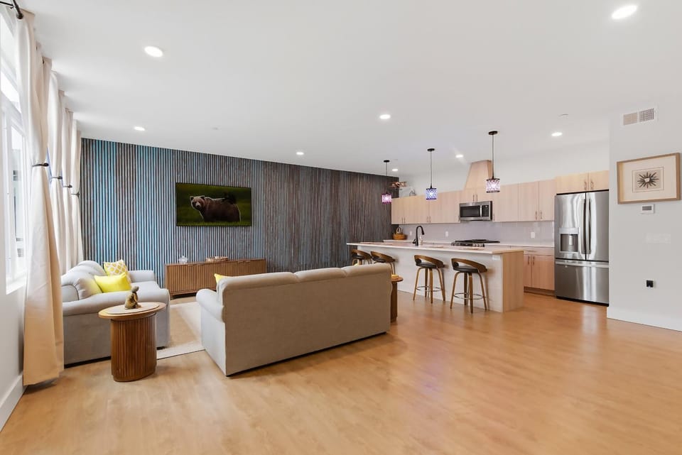 dishwasher, microwave, oven, stove, toaster, kitchen, kitchen