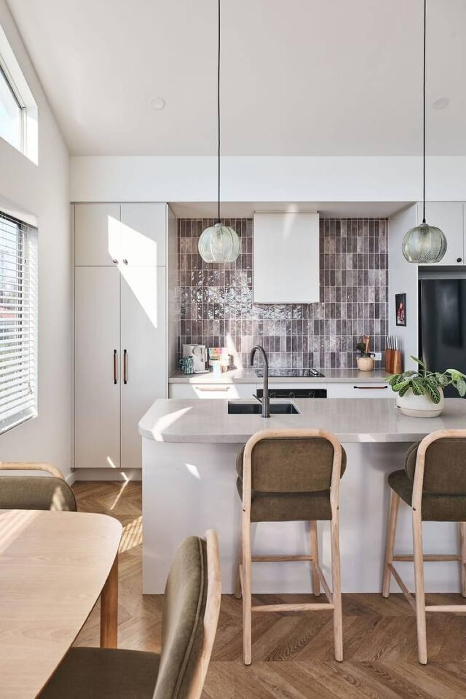 Little Frank - Walk to CBD, Parking, Wi-Fi, Modern House in Launceston