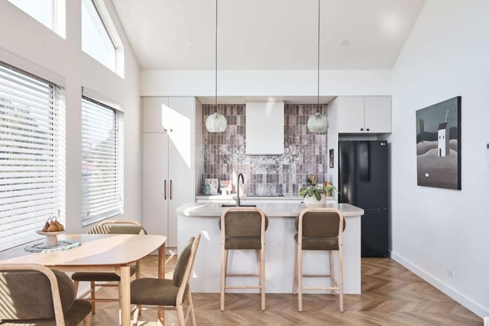 Little Frank - Walk to CBD, Parking, Wi-Fi, Modern House in Launceston