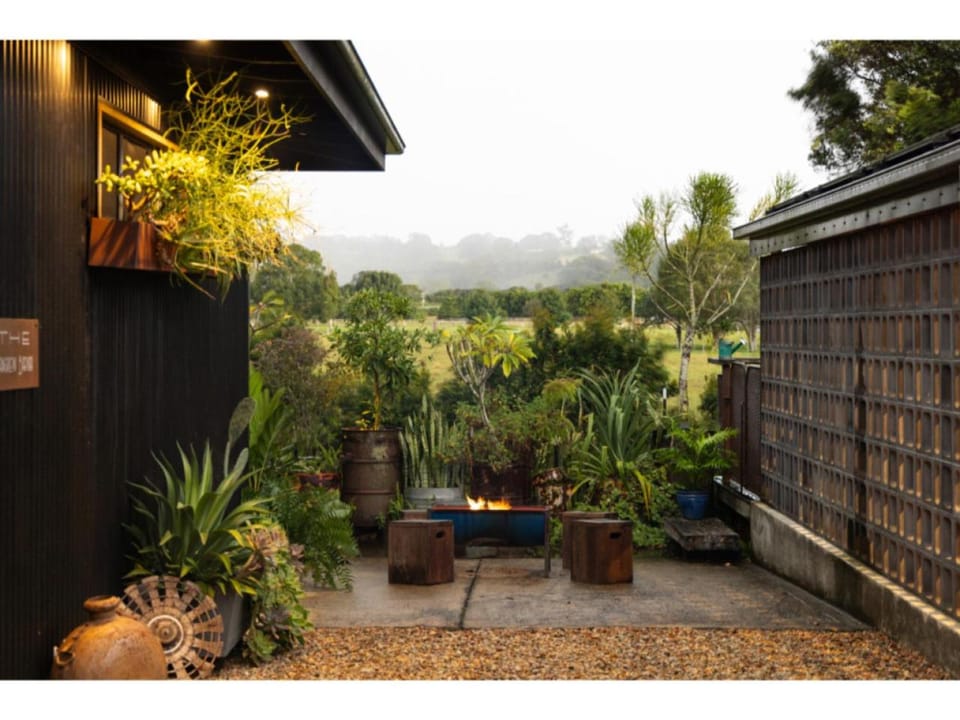 Bangalow Barn (Entire) - Romantic Getaway for 2 Farm Stay in New South Wales