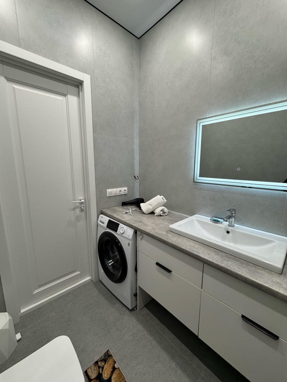Bathroom, Bath