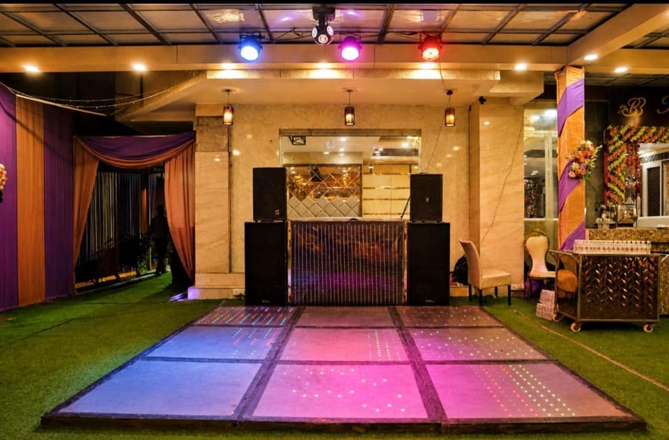 Blessings Hotel & Banquet Hotel in Delhi