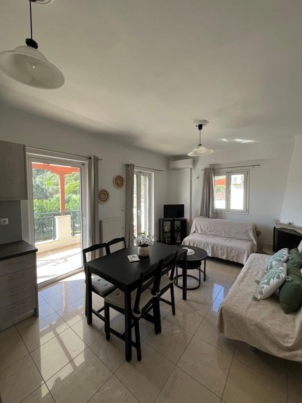 Cozy Apartments in city's suburbs #1st floor Apartment in Lefkada, Lefkada Municipality, Greece