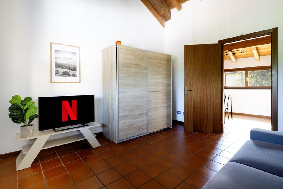 Click Fiera 705 - 5 minute walk to Rho-Fiera Apartment in Rho