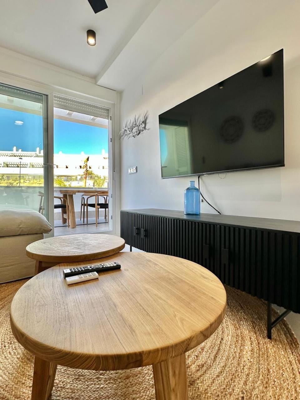 Communal lounge/ TV room, Living room