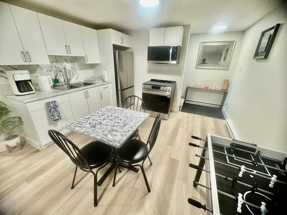 Dining area, microwave, oven, kitchen