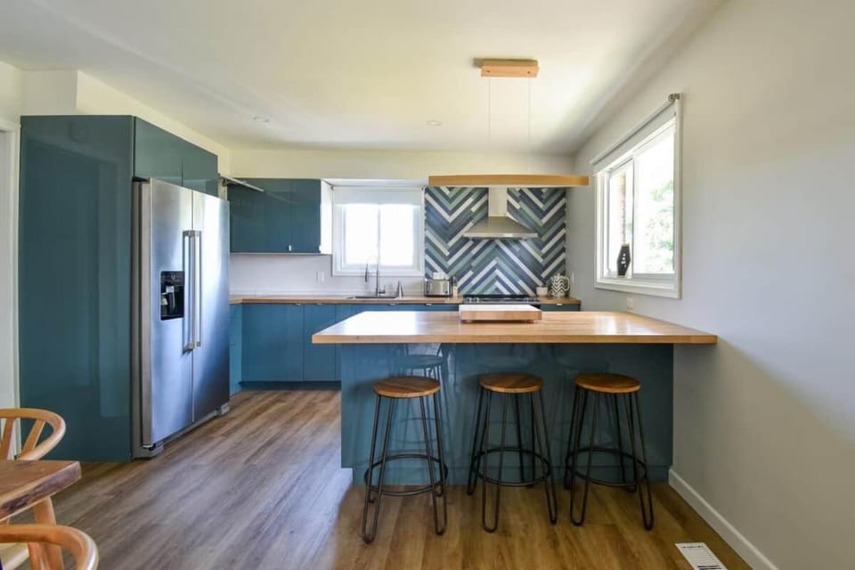 Wine country retreat | 4BR next to wineries House in New York