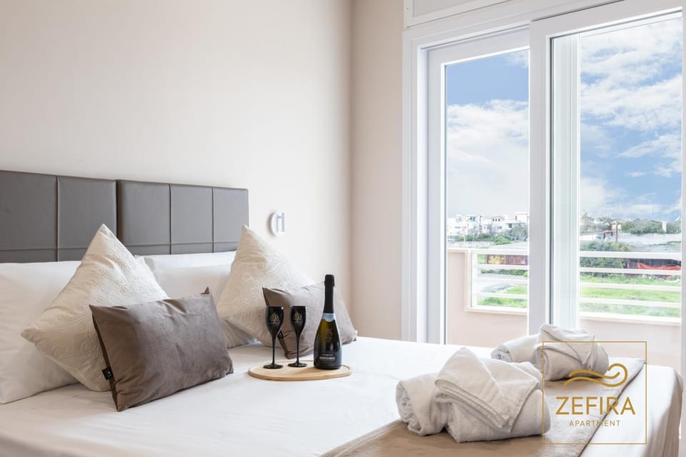Bed, View (from property/room), Balcony/Terrace, Photo of the whole room