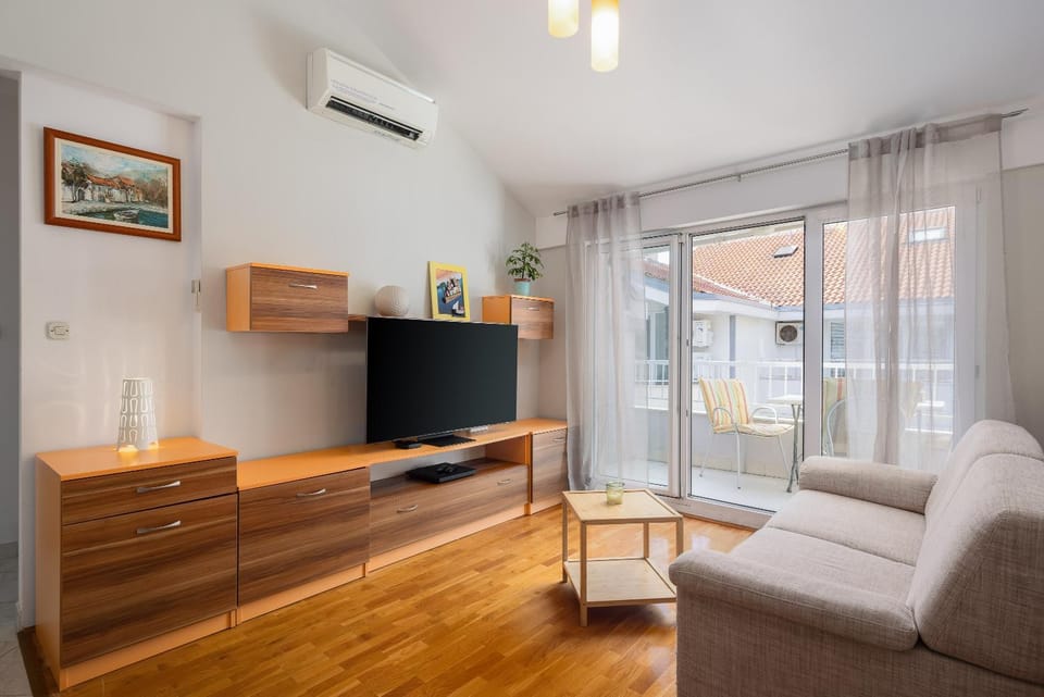 Melbourne Penthouse Apartment - City Centre Apartment in Makarska