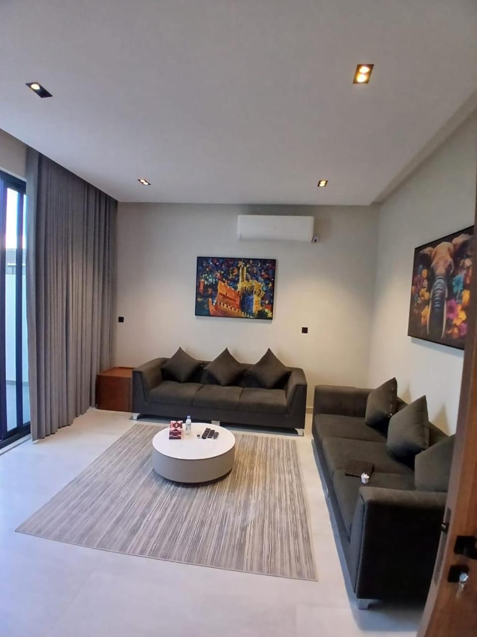 Seating area