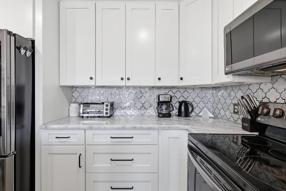 Kitchen or kitchenette, kitchen