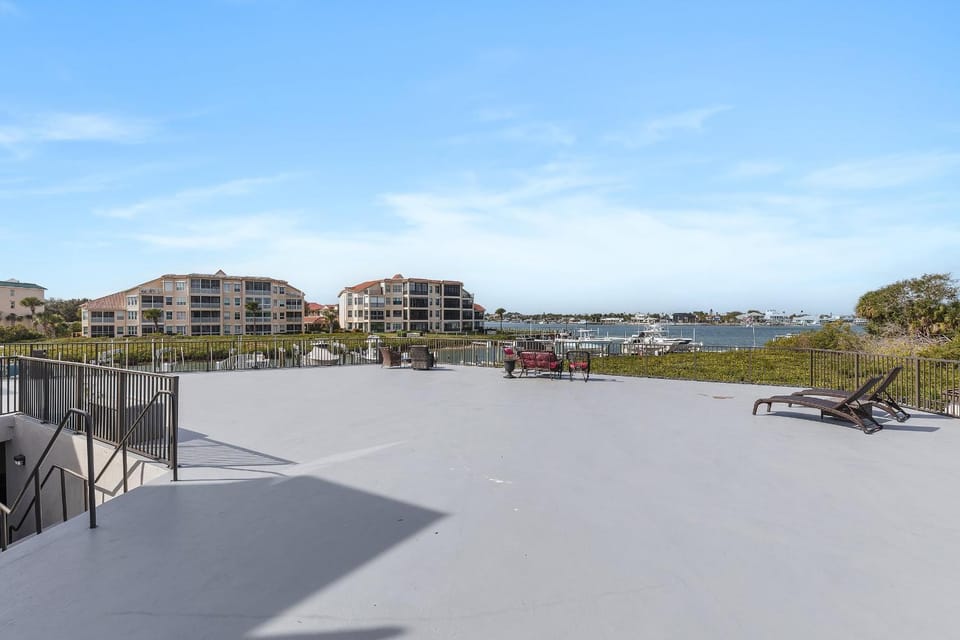 Nearby landmark, Activities