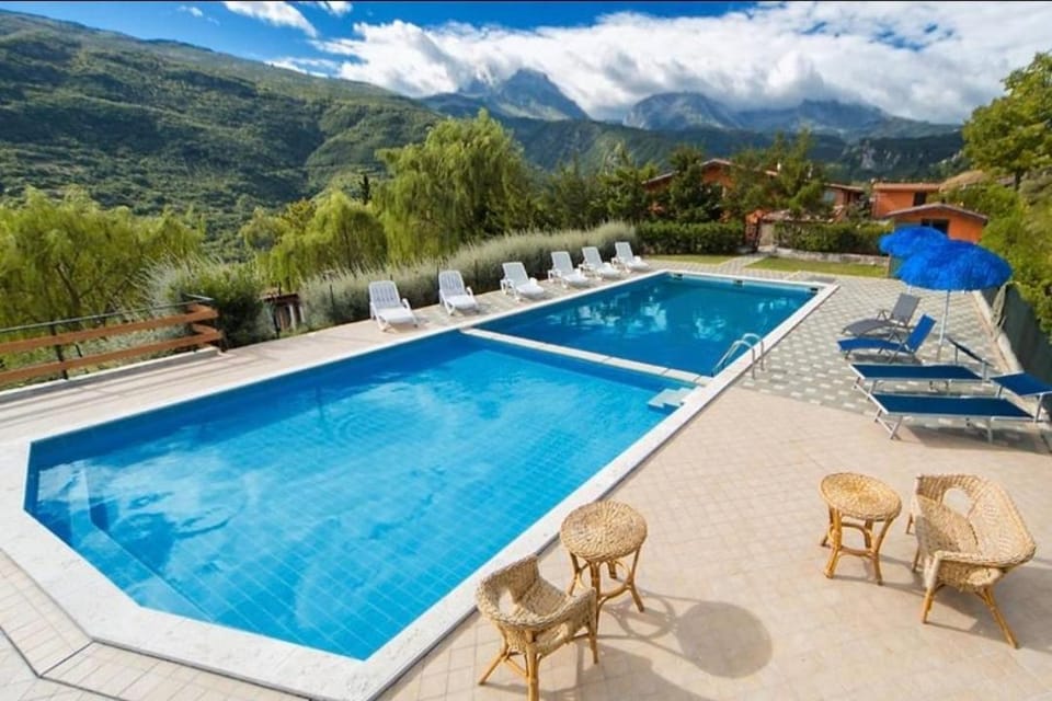 Agriturismo La Tana del Lupo Farm Stay in Abruzzo