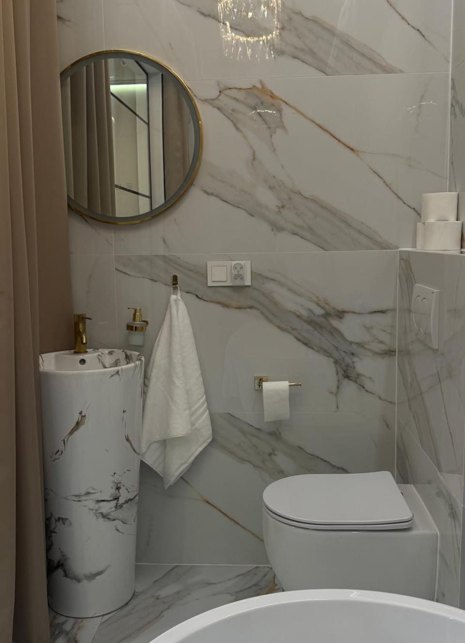Toilet, Bathroom, Bath, towels